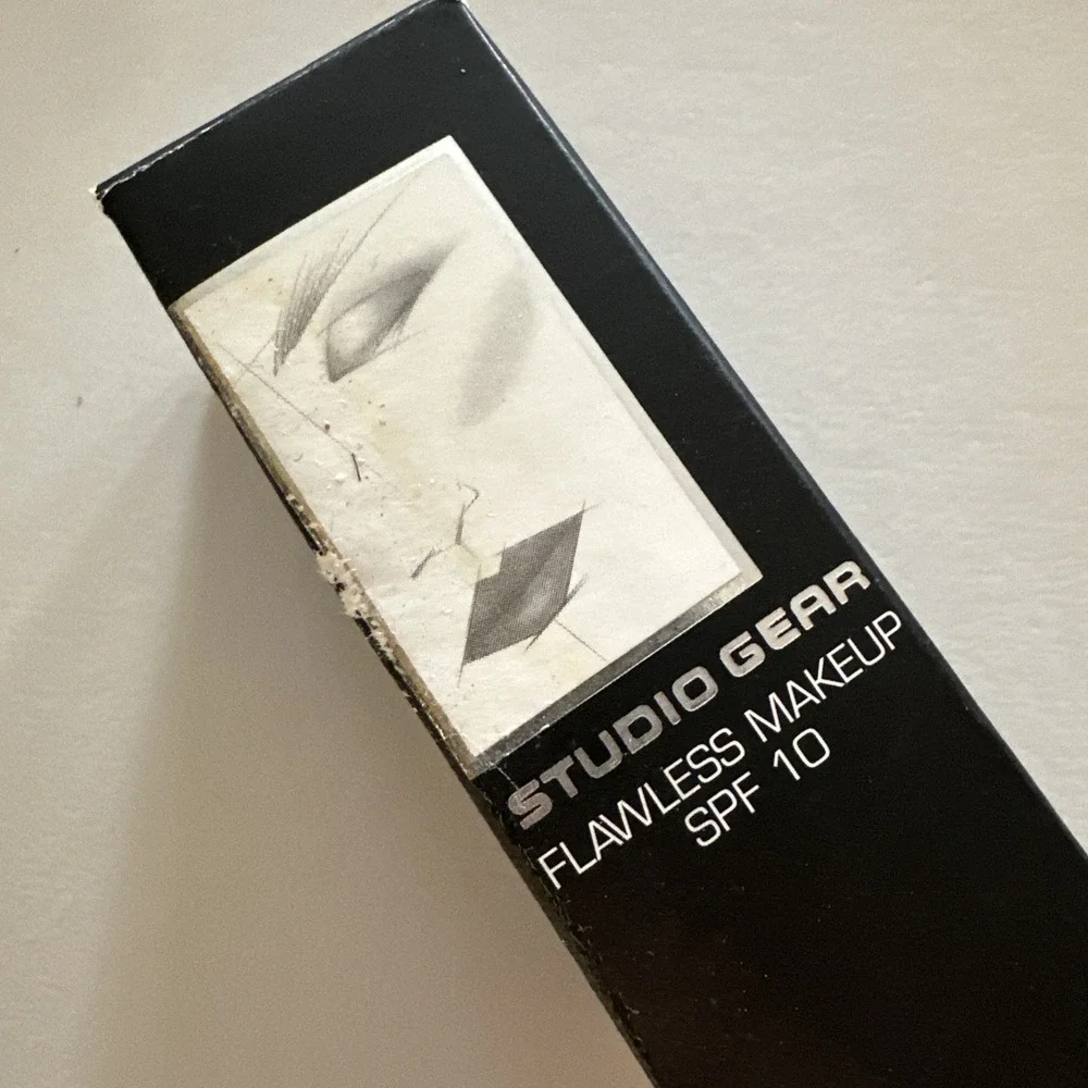 Studio Gear Flawless Makeup‎ SPF 10 Foundation Creme Beige 1 oz NOS